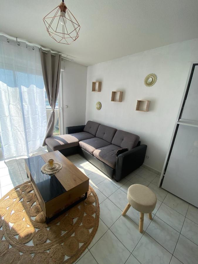 Studio Brignoles Piscine Emplacement Ideal Exterior foto
